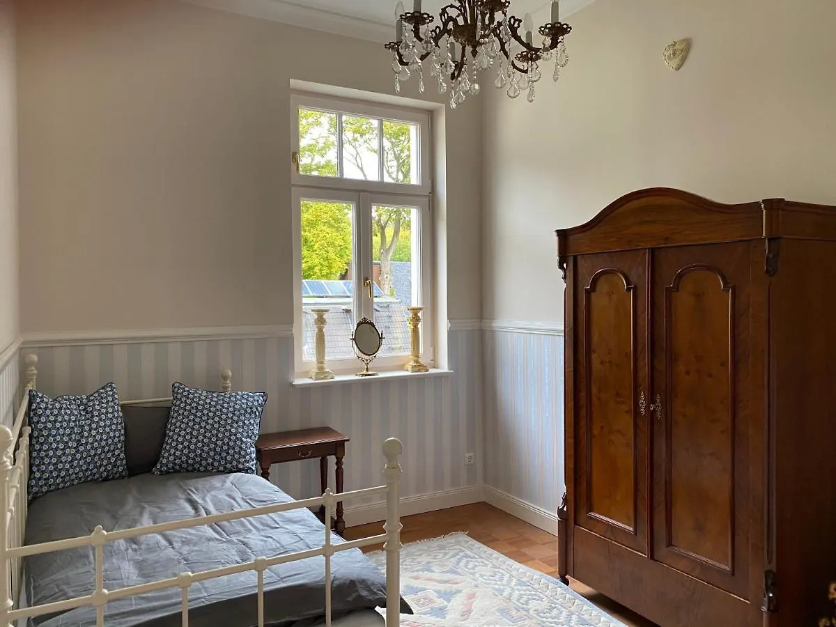 Holiday home Hauptstadtluxus - Lichtverwohnte Villa - 340 Qm - A47198 Berlin Germany
